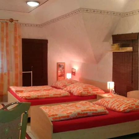 Standard Zimmer3 Mit Kochnische Mit Bad Balkon #17737 * Cserszegtomaj